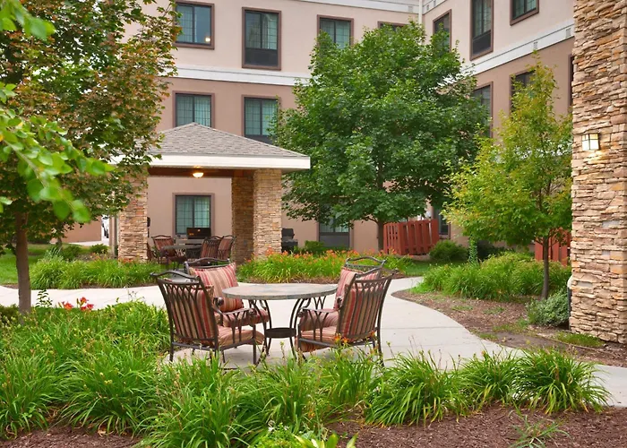Staybridge Suites Omaha 80Th And Dodge By Ihg